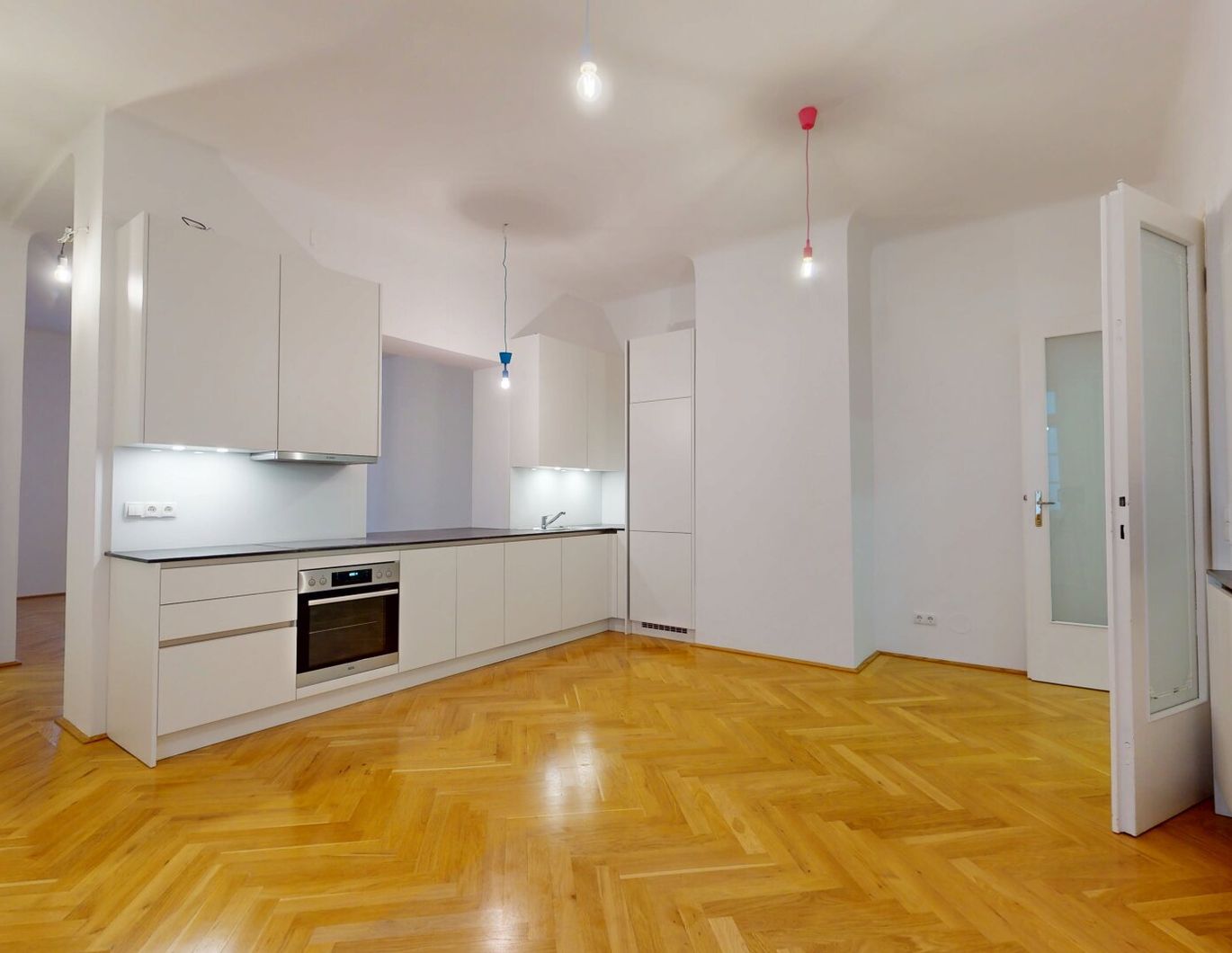 Elegante 4-Zimmer-Altbauwohnung in grüner Döblinger Bestlage