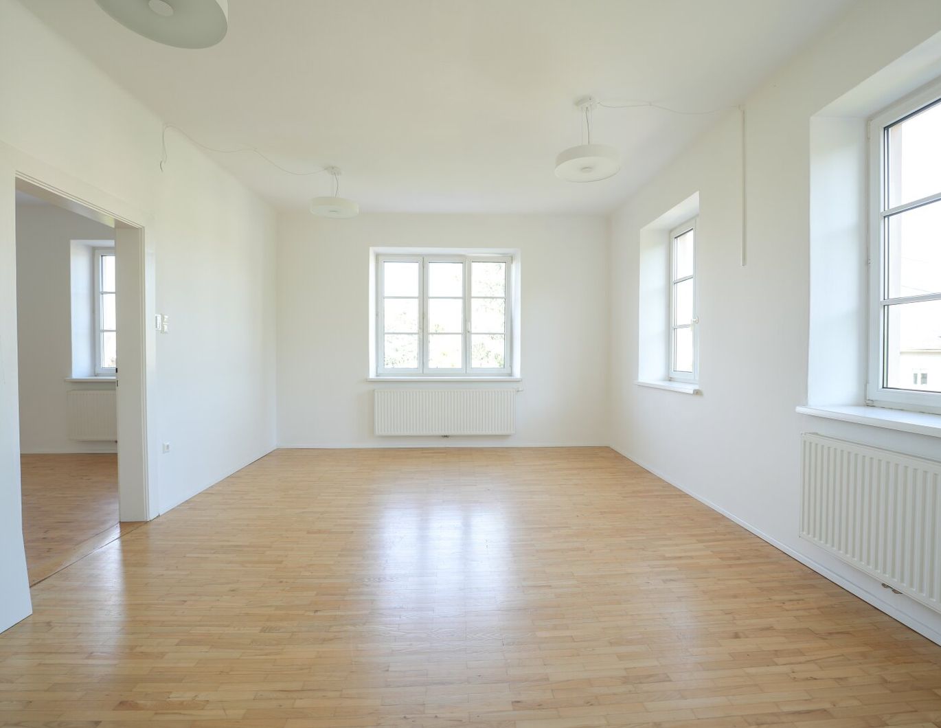 Altbaucharme in Wels: 92m², 3 Zimmer, gepflegt und perfekt ausgestattet!