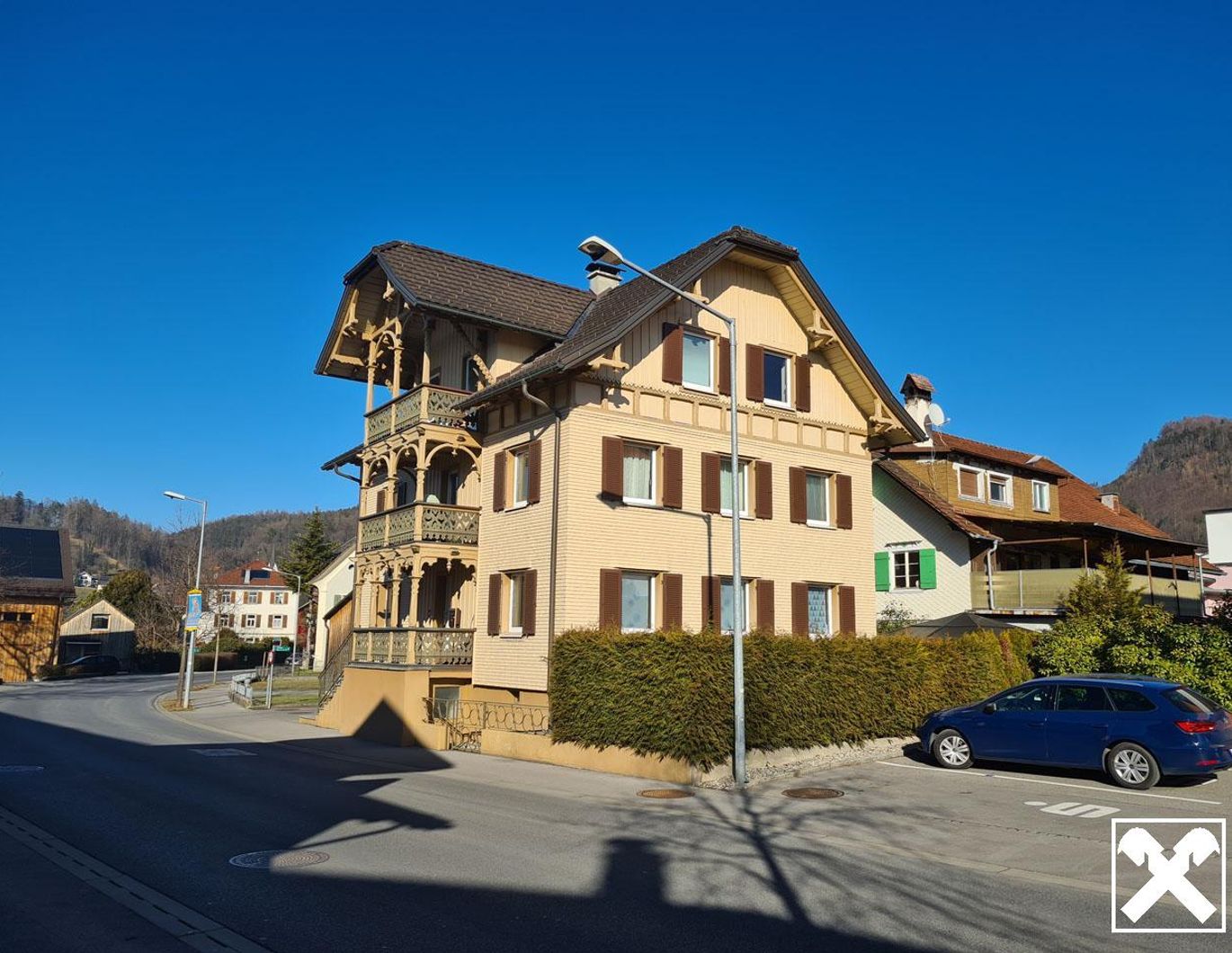 Zweifamilienhaus mit separaten Eingängen