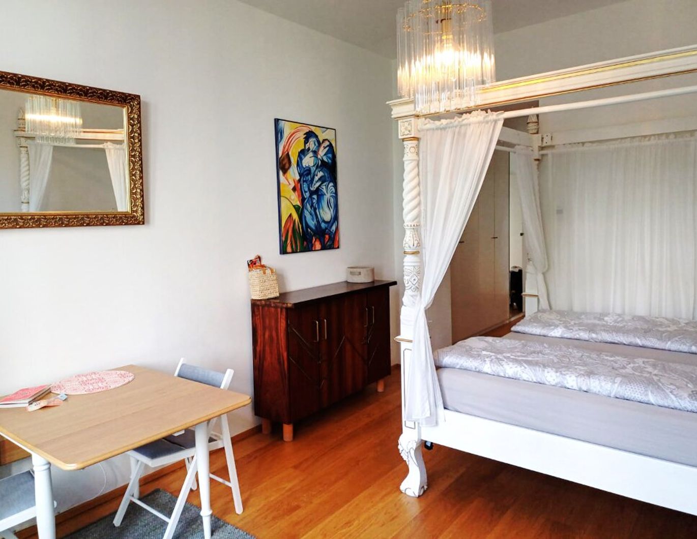 Wien, 17. Bezirk: Romantische Einzimmerwohnung in Ruhelage ab Jänner 2026! Provisionsfrei! KURZZEITMIETE!