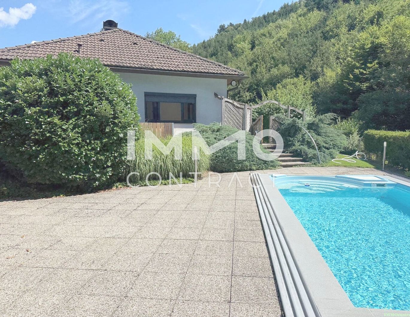 Bungalow mit Pool, Garage zu mieten in idyllischer Landschaft im Raum Rosenau/Bruckbach - Ruhelage
