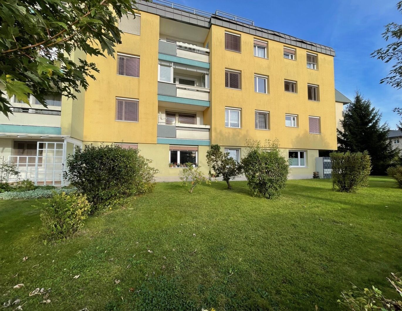 MIETE! Helle 2 Zimmerwohnung im Erdgeschoss Grünfläche, Barrierefrei ideal für Alt und Jung
