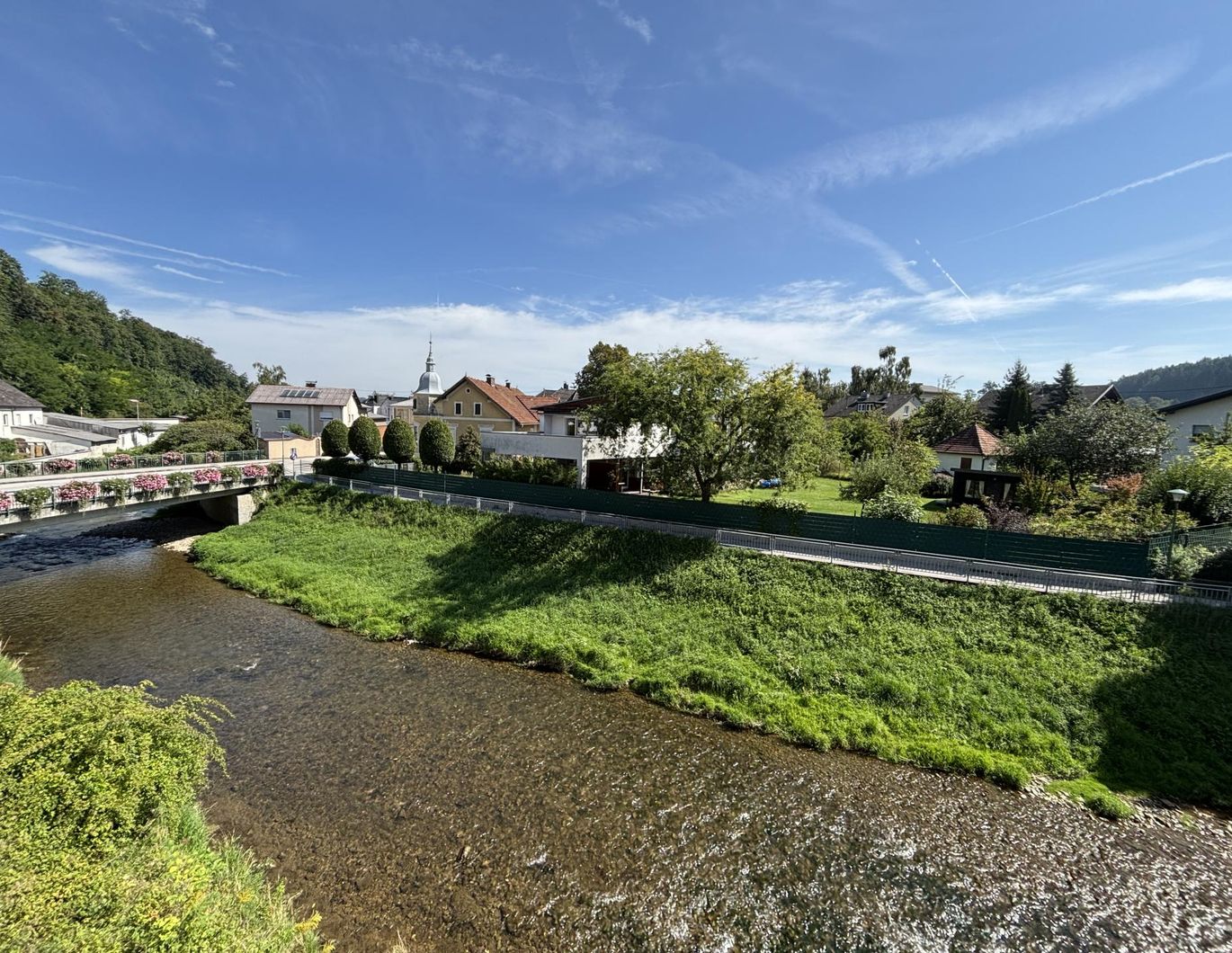 Helle Mietwohnung im Zentrum mit herrlichem Ausblick