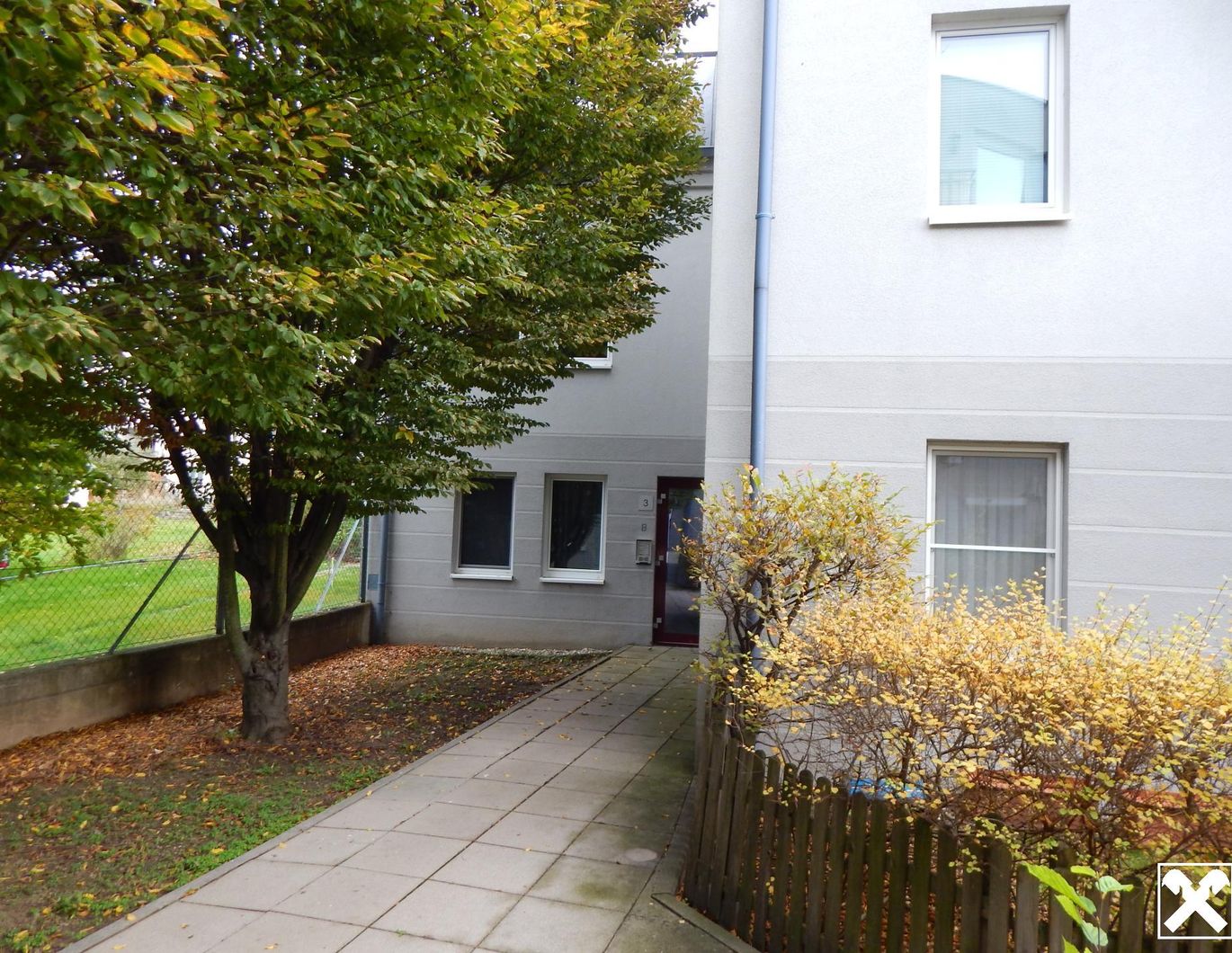 PROVISIONSFREIE, TRAUMHAFTE, SEHR GEPFLEGTE 2-ZIMMER-BALKONWOHNUNG IN TOPLAGE IM ZENTRUM