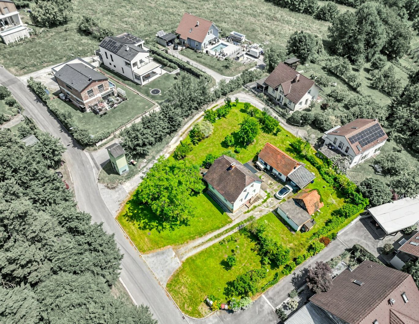 Großzügiges Grundstück mit Altbestand in Ruhelage von Raaba-Grambach - ideal für Sanierung, Erweiterung oder gänzlicher Neubau