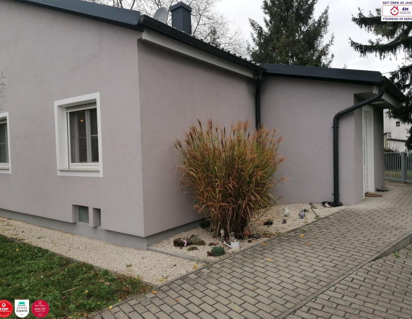 Wünderschönes, 2017 renoviertes Haus auf großem Grundstück mit traumhaftem Garten in Toplage von Stockerau