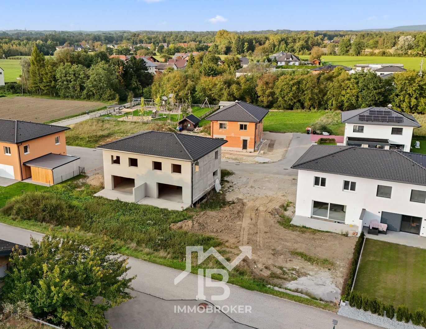 Doppelhausanlage - 6 Öko-Neubau-Doppelhaushälften zu verkaufen!