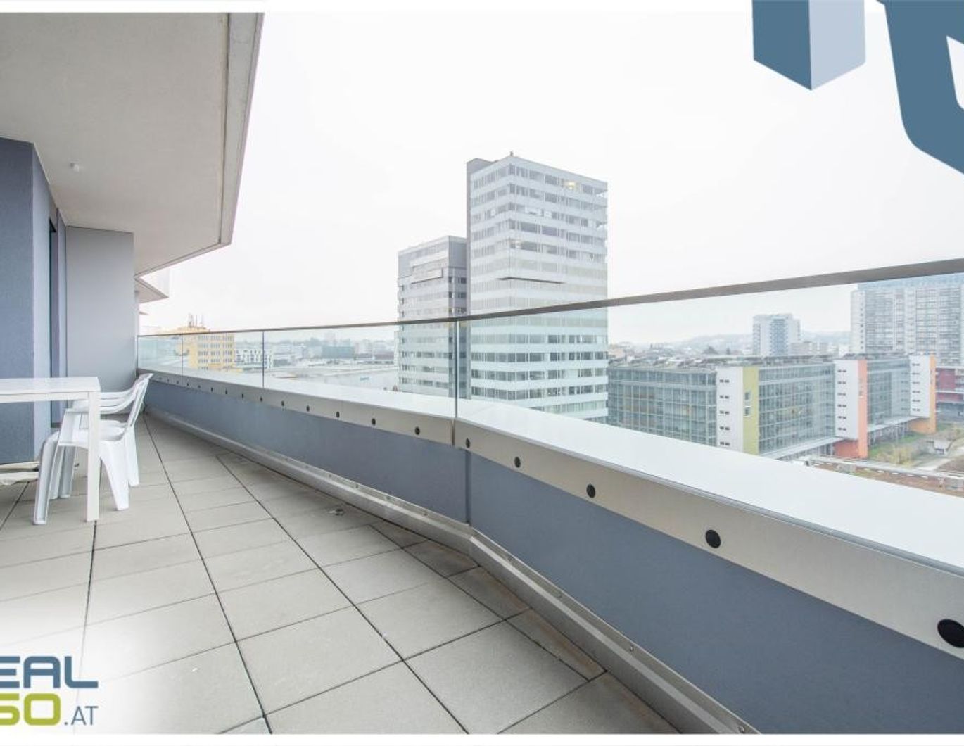 Provisionsfrei für den MIETER! LENAUTERRASSEN - Neubau | 2-Zimmer-Wohnung mit großer Loggia und möblierter Küche!