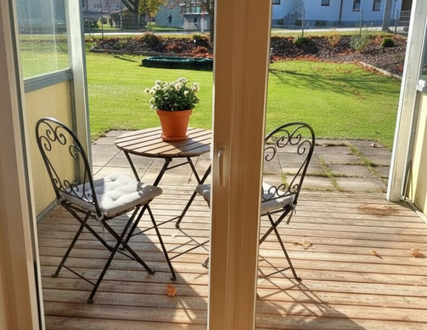 Schöne Erdgeschoß Wohnung in Grünlage