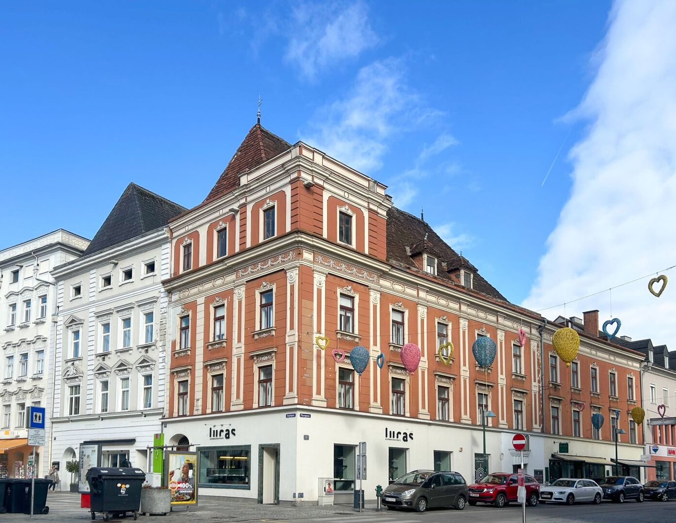 Historisches Zinshaus in Top-Lage am Stadtplatz Wels mit 10 Einheiten