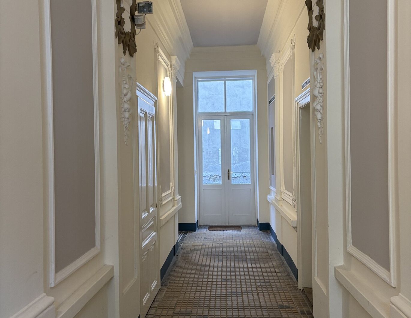 Nähe U4,U6 Erstbezug, Wohnung mit Hobbyraum!