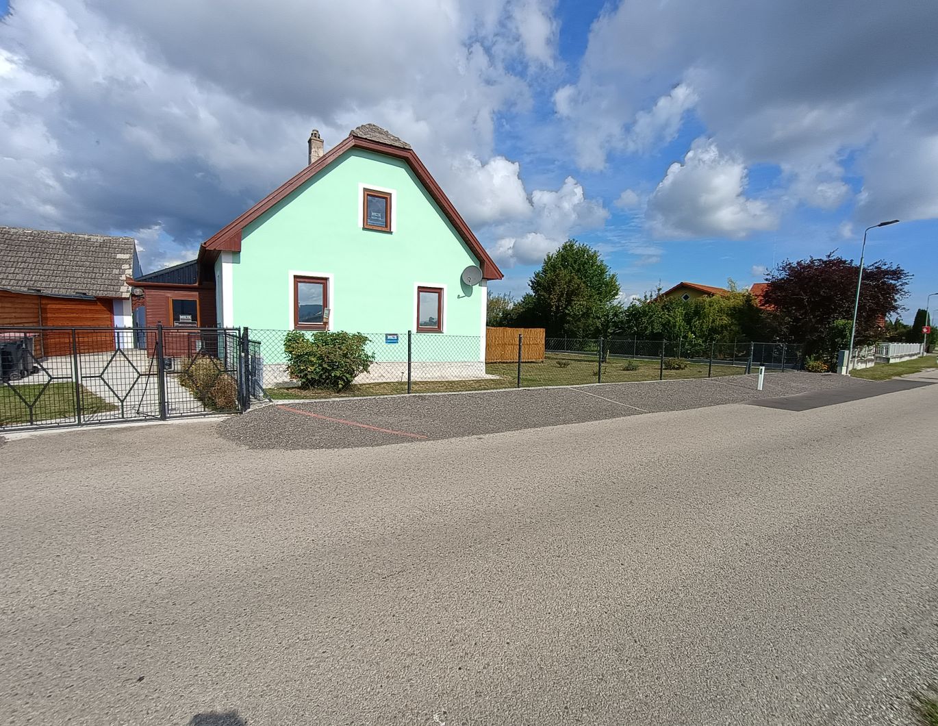 +++ Haus (4 Zi.) mit Garten , 5-jahres Intervall +++ ruhige Lage & Nähe Bahnhof & Schlossblick!