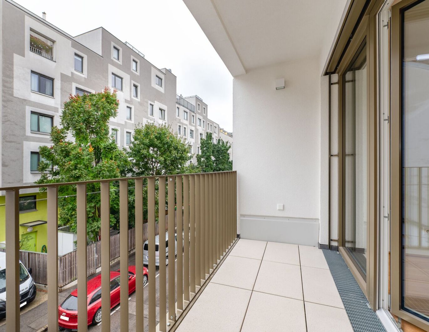 Erstbezug ab Februar 2026! 2-Zimmer-Loggiawohnung inkl. Stellplatz und Garten zu vermieten!