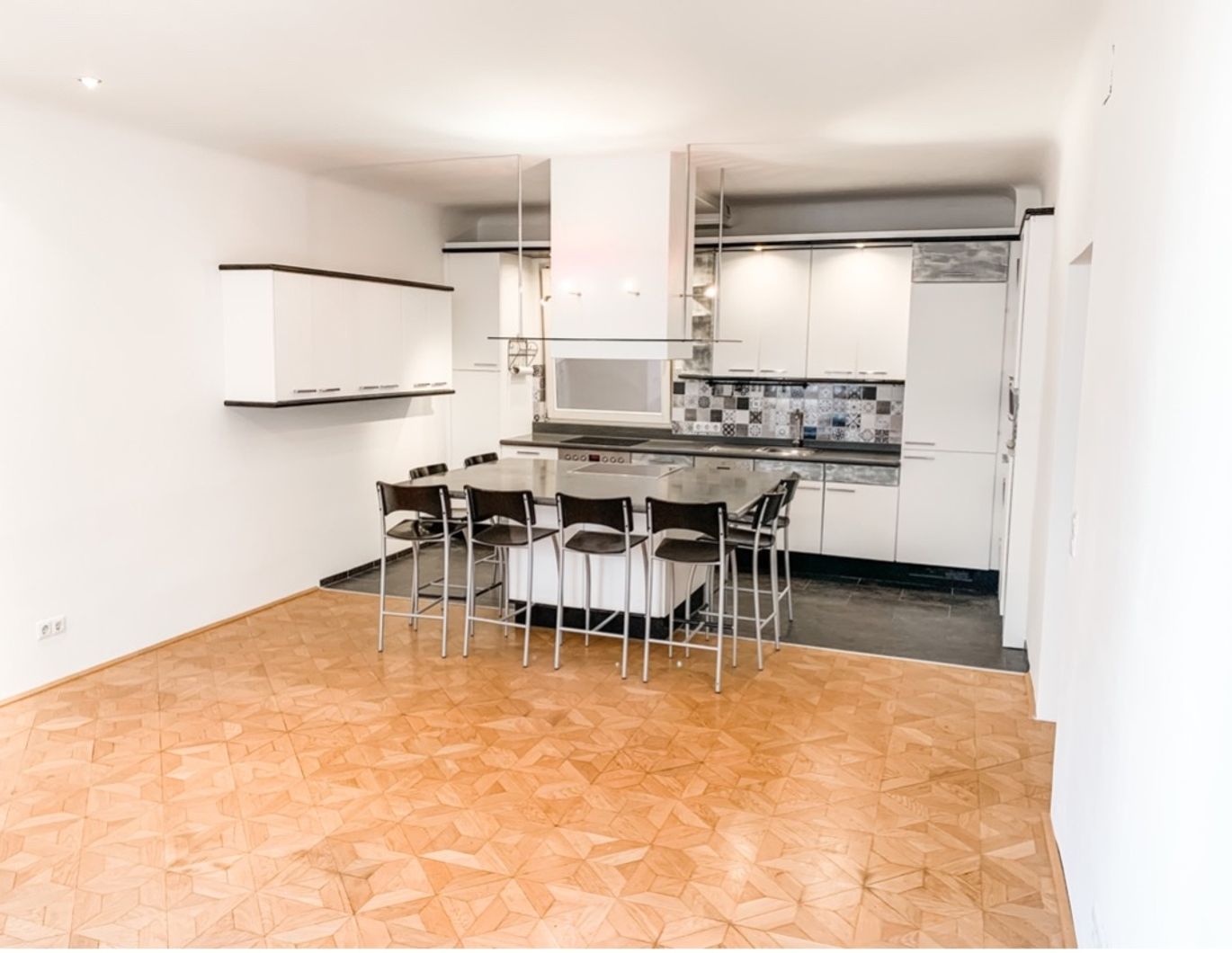 Ruhige 3,5-Zimmer-Wohnung mit Balkon in toller Lage (1190) inkl. WW und Heizung