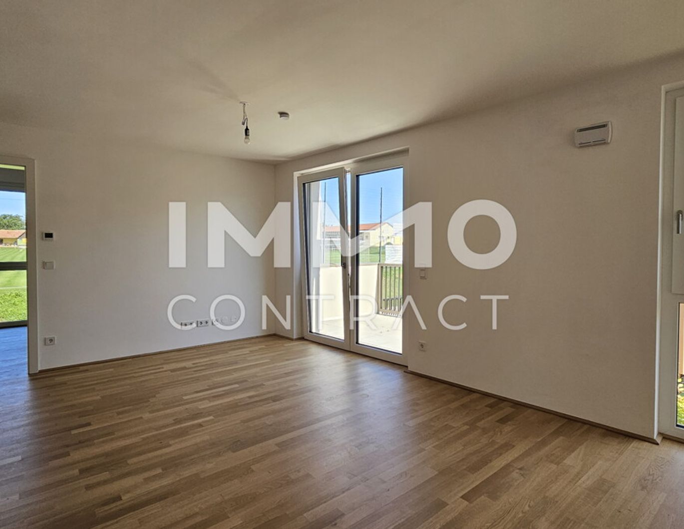 Lichtdurchflutete 3-Zimmer-Balkon-Wohnung in parkähnlicher Anlage im Erstbezug - provisionsfrei!