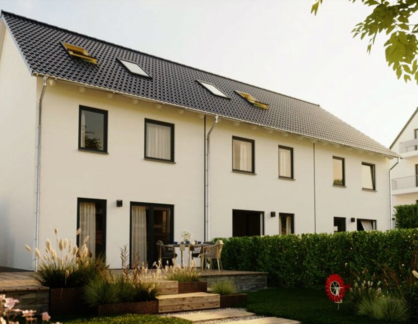ERSTBEZUG IM MASSIV GEBAUTEN ENDREIHENHAUS - HAUS 3