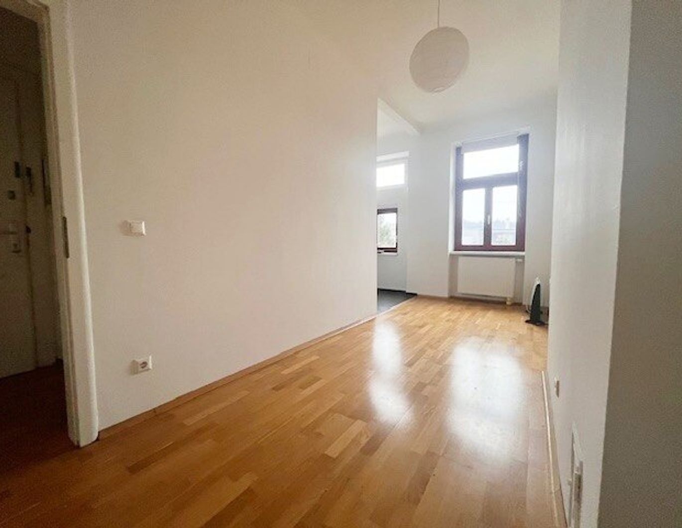 Preiswerte Altbauwohnung in zentraler Ruhelage