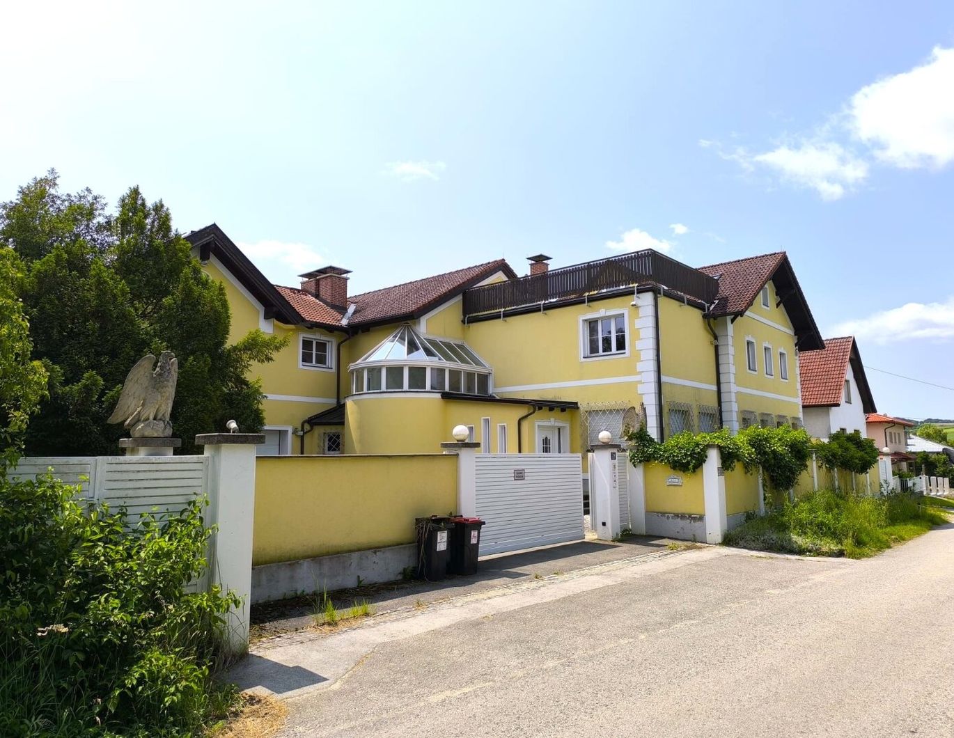 Repräsentative Villa in Bestlage - Architektur, Raum und Lage auf höchstem Niveau