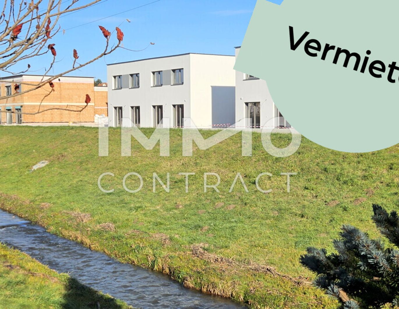 Reserviert: Erstbezug Doppelhaushälfte: modern und in grüner Lage