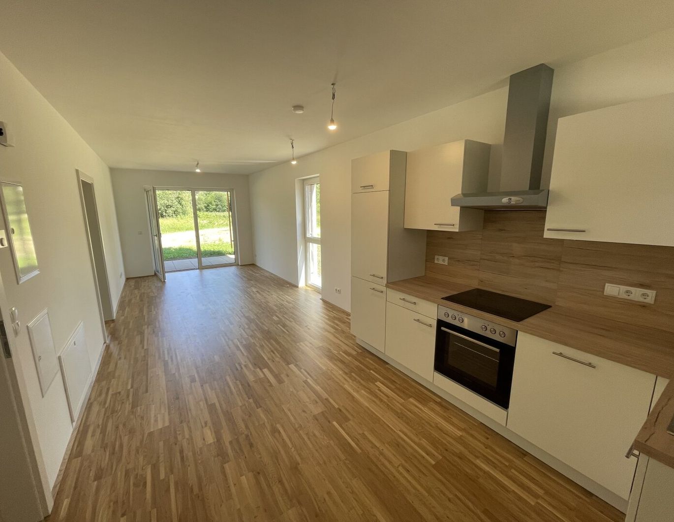 Moderne Erdgeschosswohnung in Heiligenkreuz: Erstbezug mit Terrasse und Fußbodenheizung!