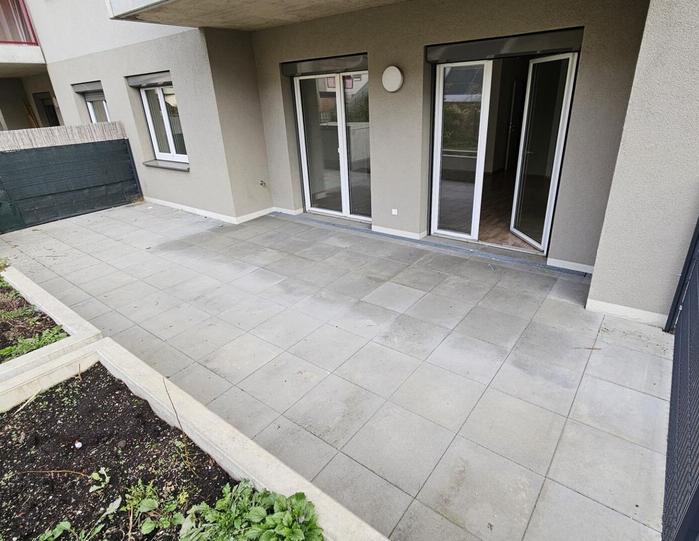 3 MONATE MIETFREI! 2 ZIMMER MIETWOHNUNG MIT TERRASSE!