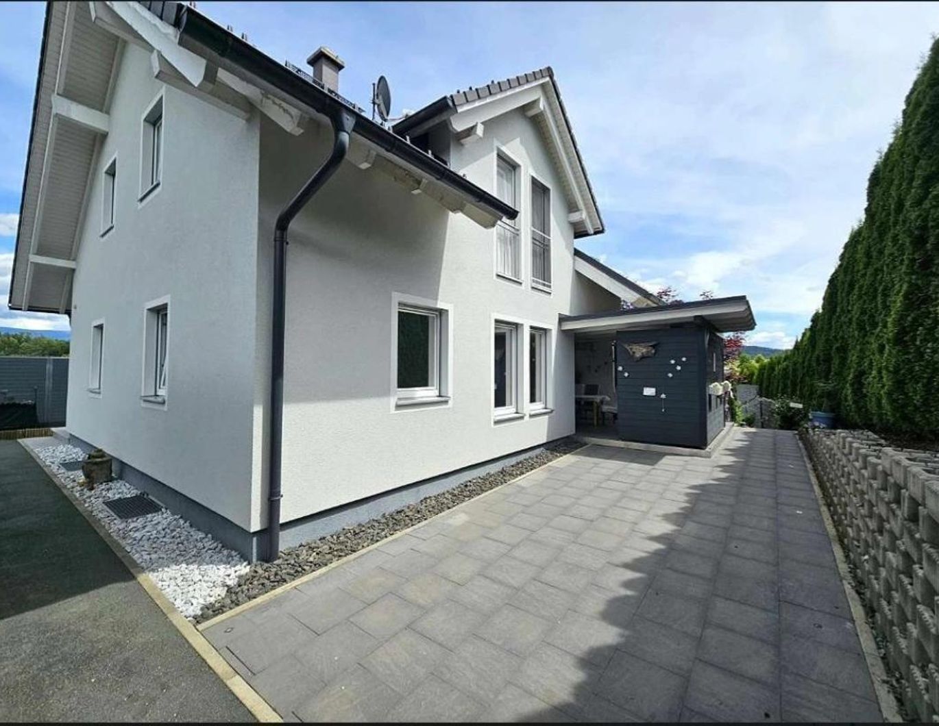Modernisiertes Traumhaus mit großzügigem Garten in Bernaich (Provisionsfrei)