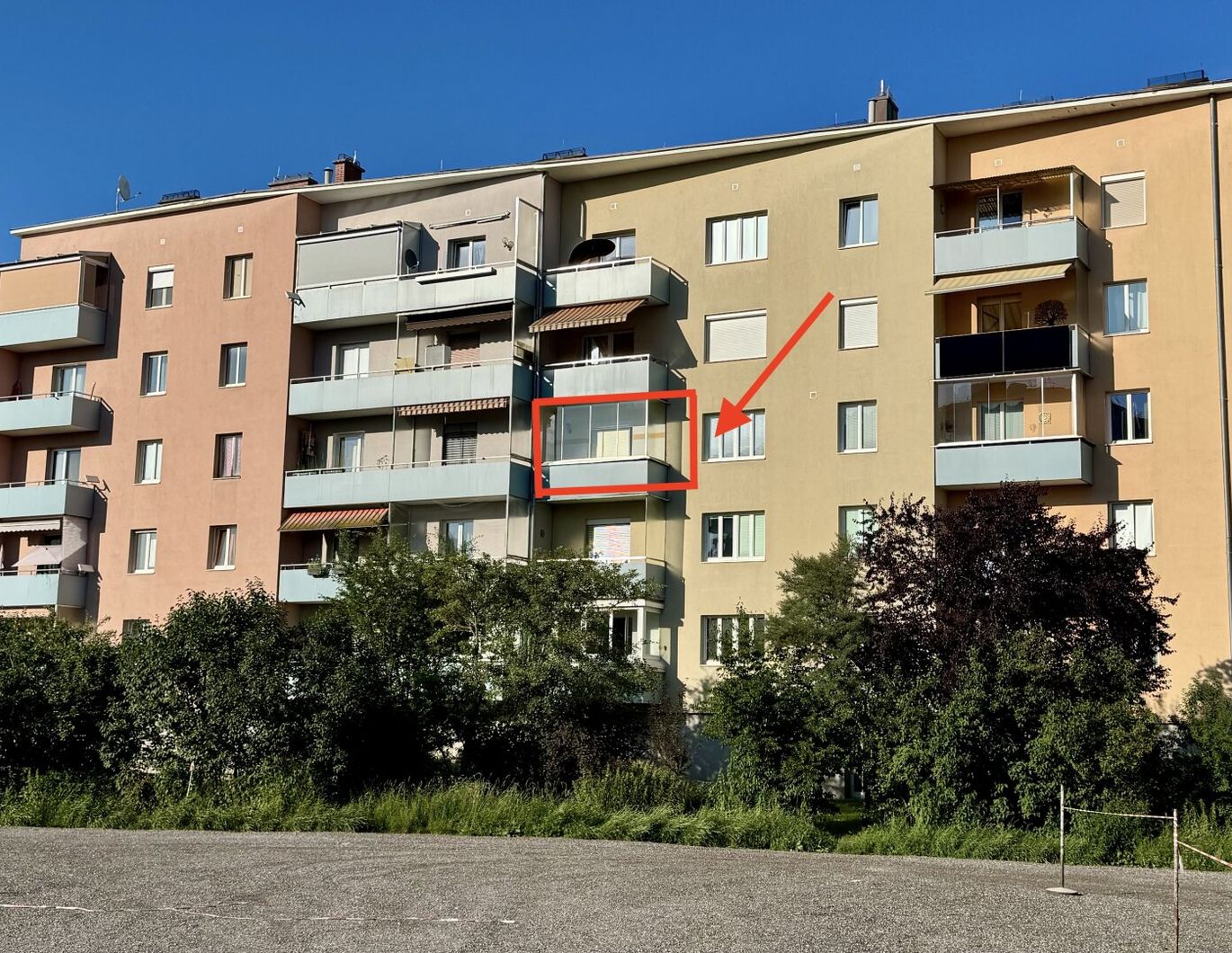 Exklusive Wohnung mit südseitigen Balkon in zentraler Lage die keine Wünsche offen lässt