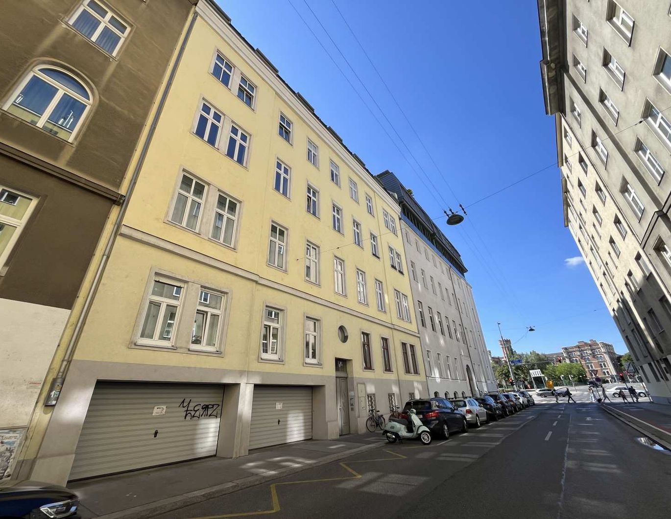 Klimatisierte 4-Zimmer-Maisonette mit traumhafter Terrasse - und begehbarem Dach!