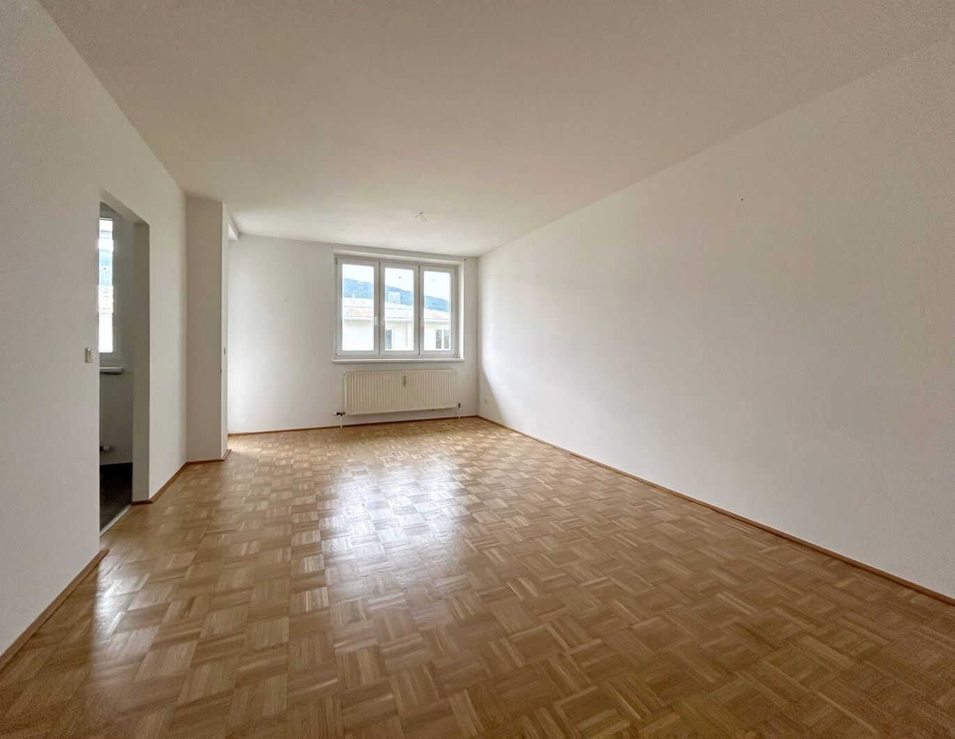 JETZT NOCH SOMMERANGEBOT - 2 MONATE MIETFREI SICHERN - 3 ZIMMER WOHNUNG IN KIRCHDORF