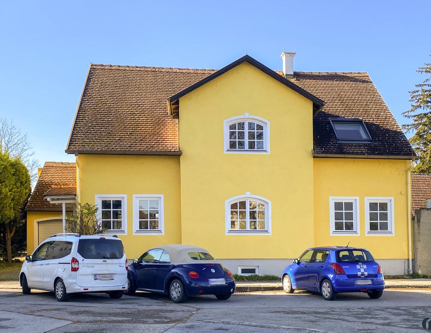 Elegantes Einfamilienhaus in Zeiselmauer mit Garten, Garage und Wellnessbereich
