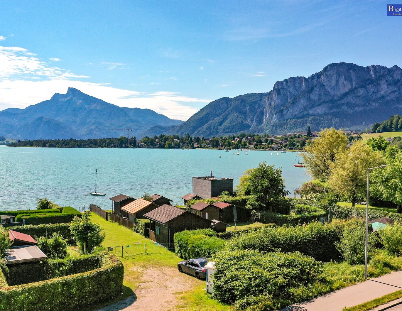 Stilvolle Dachgeschosswohnung in Mondsee: Erster Bezug, Balkon & Luxus-Ausstattung!