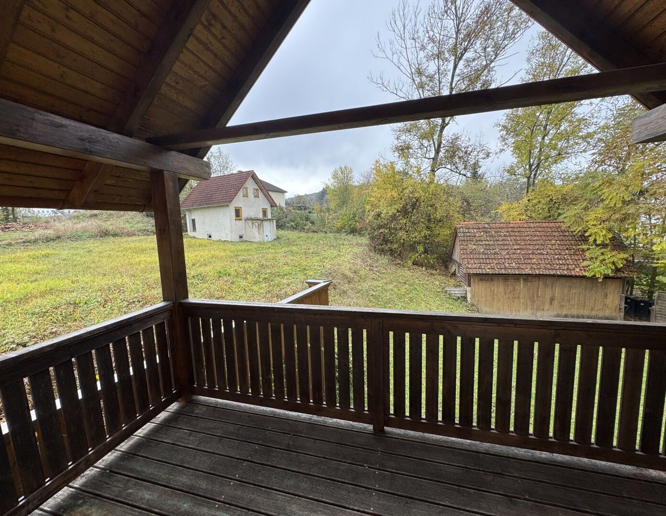 *52 m² Wohnung mit Balkon und Blick ins Grüne - in Bad Waltersdorf Nähe Zentrum