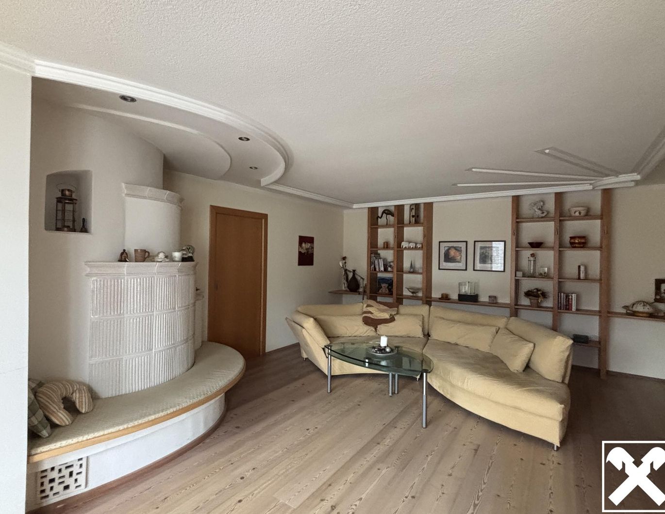 Großzügige, vollmöblierte 190 m² Wohnung: Platz für die ganze Familie