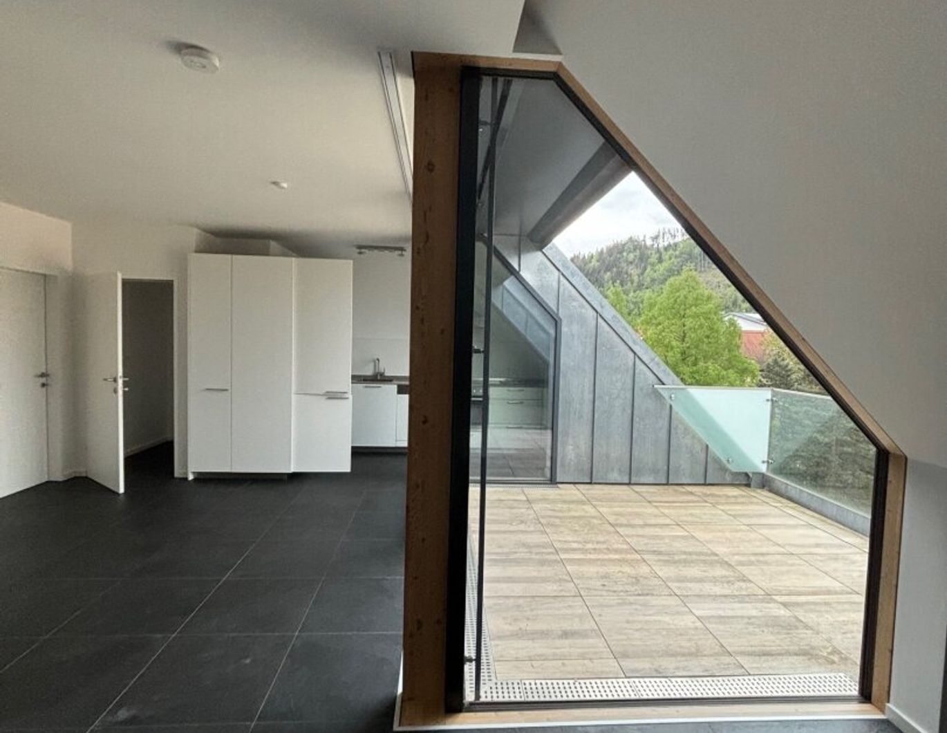 Zentrumsnahe 3-Zimmer-Wohnung mit Dachterrasse