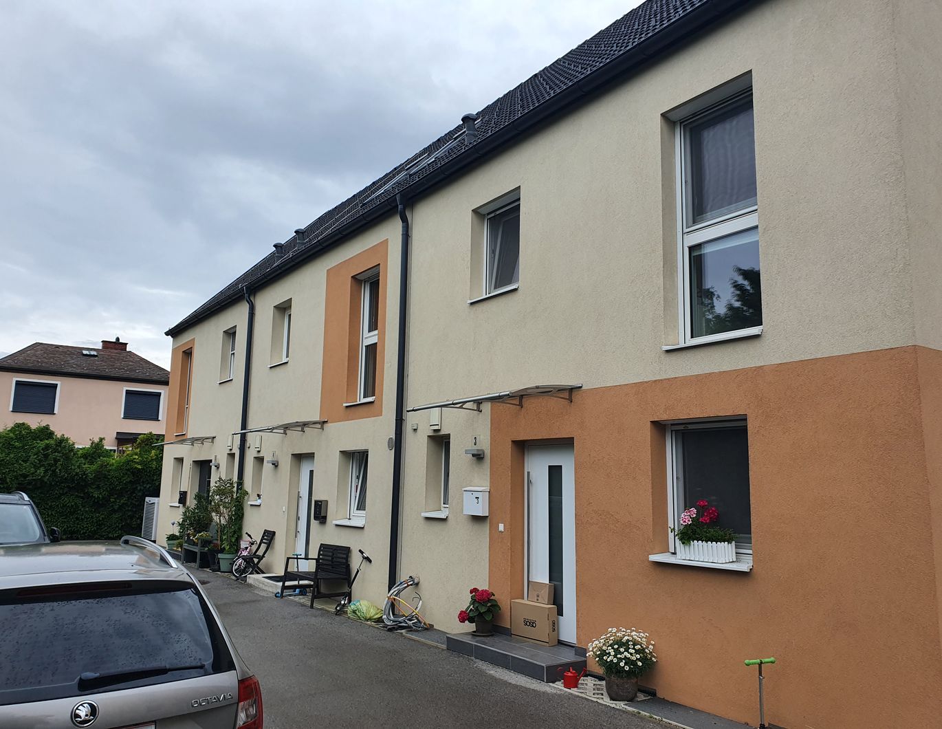 Beautiful, bright, and quiet terraced house with 4 rooms and a small garden