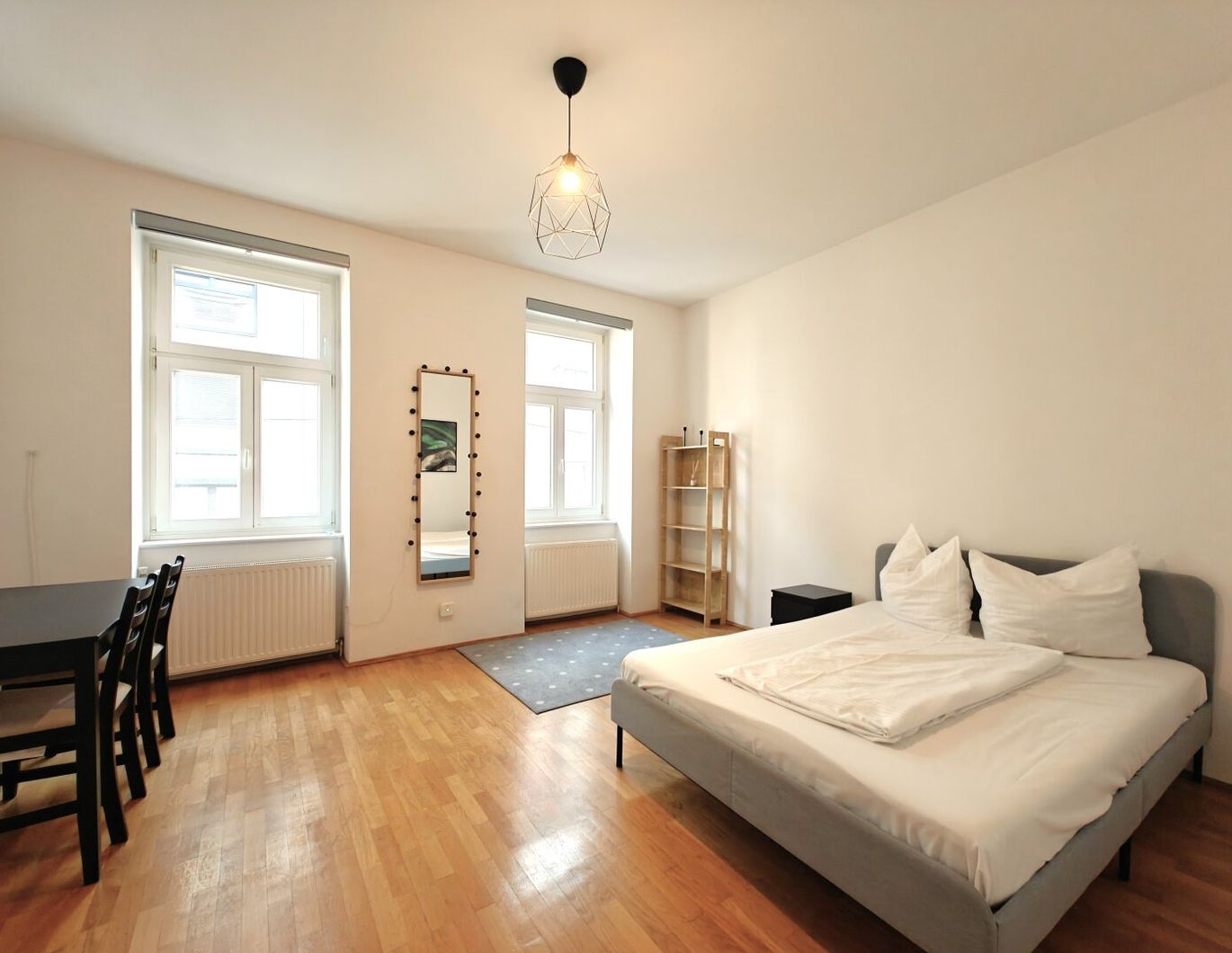 Nähe Jörgerbad: Einzugsbereit samt Möblierung + Perfekte Wohnlage + profitieren durch zukünftige U5 + kompakter Grundriss