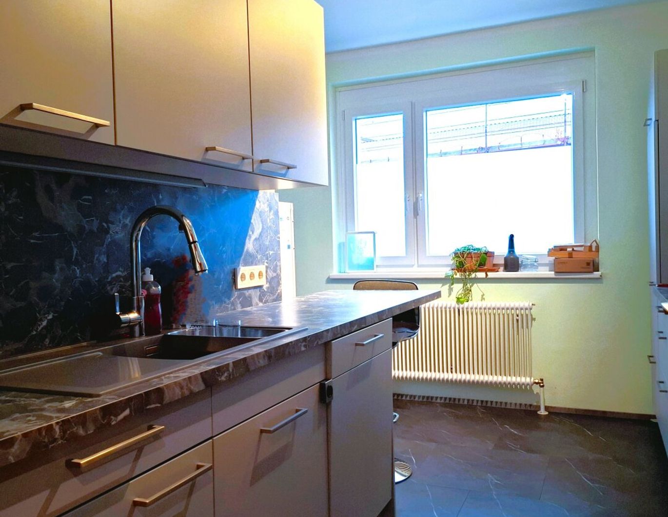 Top sanierte Erdgeschosswohnung in Leoben Göss mit Tiefgaragenplatz