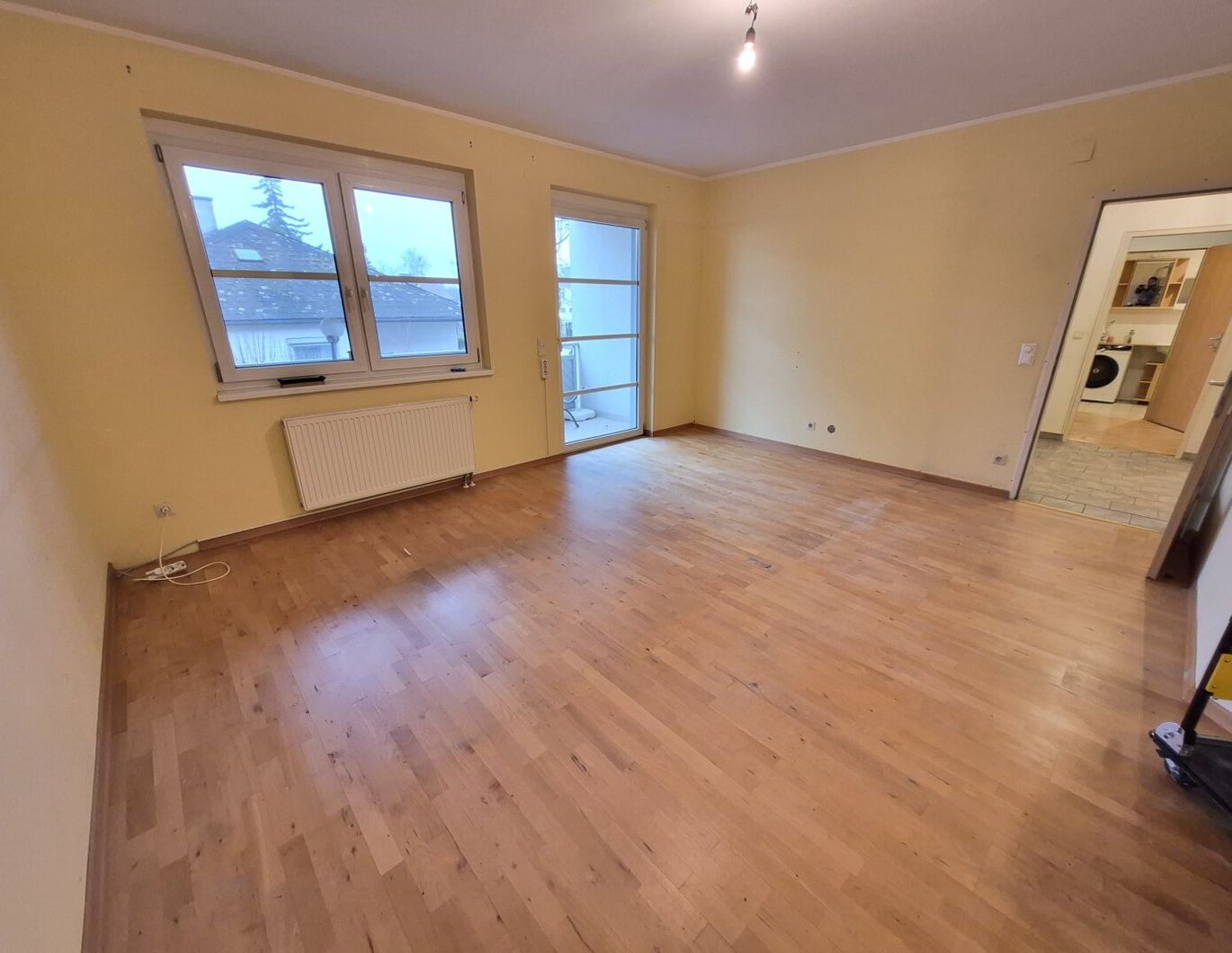 PROVISIONSFREI! SÜDSEITIGE 3 ZIMMER NEUBAUWOHNUNG MIT LOGGIA UND GARAGENPLATZ IM AUFELD!