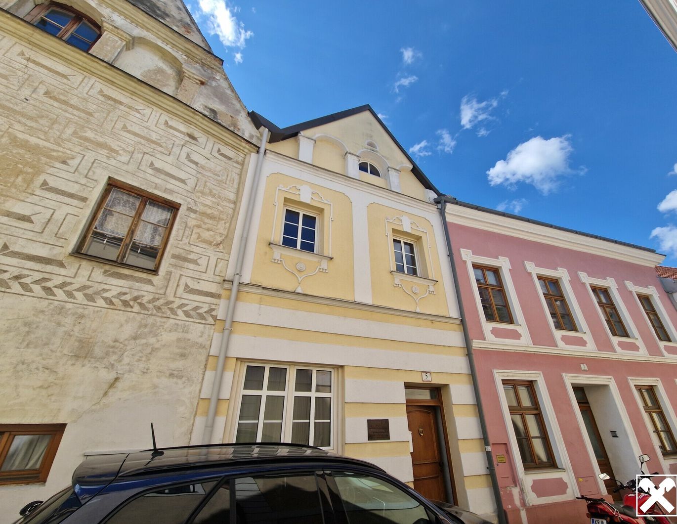 GESCHICHTSTRÄCHTIGES HAUS IN ZENTRUMSLAGE VON MAUTERN AN DER DONAU