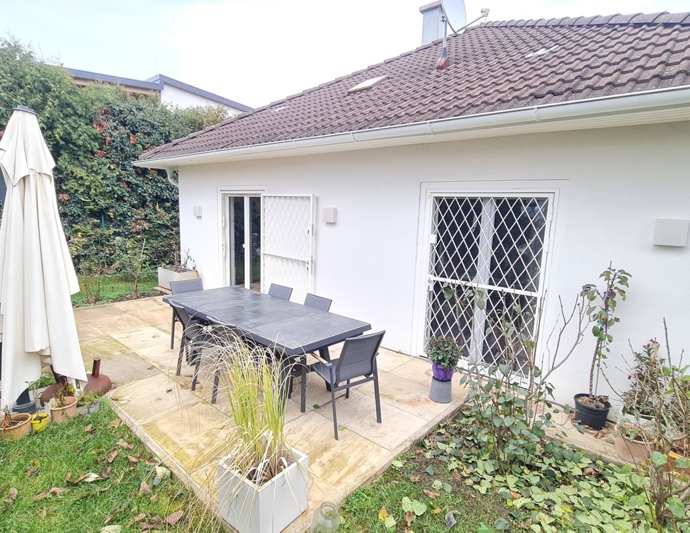 Charmantes Einfamilienhaus DIREKT AN DER ALTEN DONAU