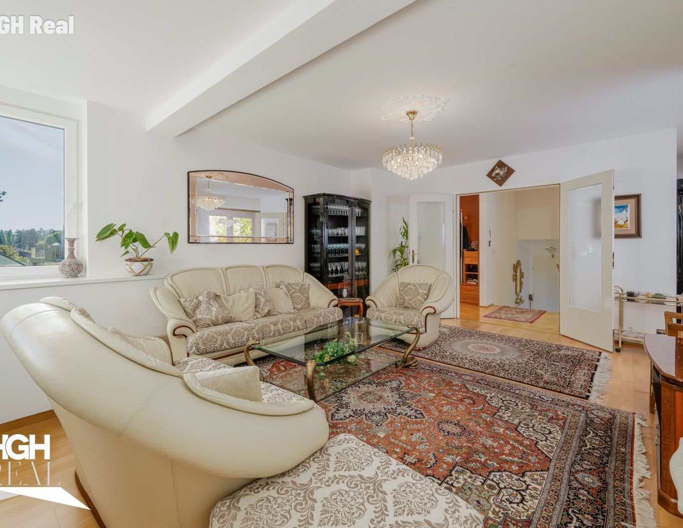 1190 Wien Döbling Lichtdurchflutete 5-Zimmer Dachgeschoß-Maisonette mit Panoramaterrassen und zwei Garagenplätzen