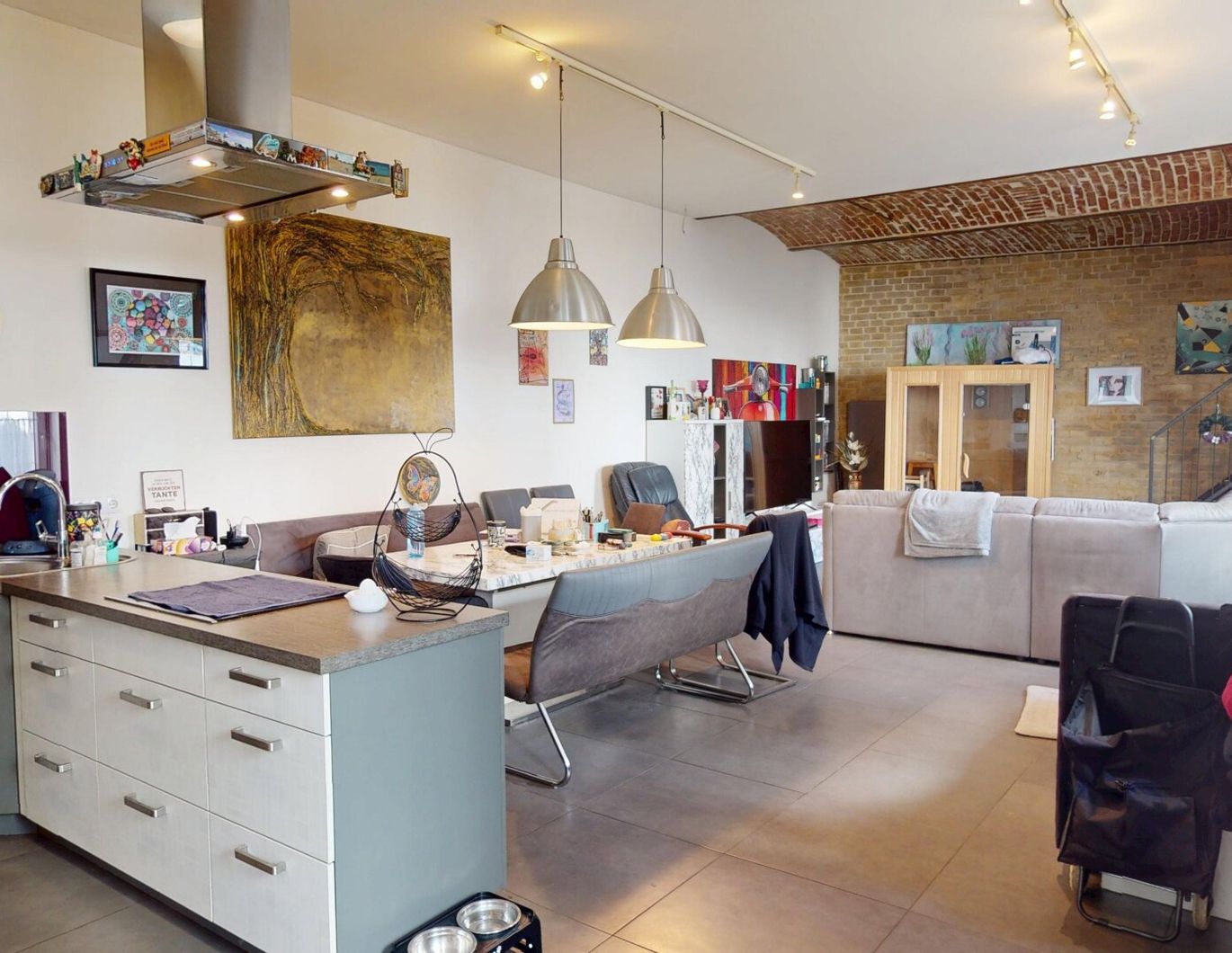 orea | Außergewöhnliches Hofgebäude mit Pool & Sauna - Ruhelage im 21. Bezirk