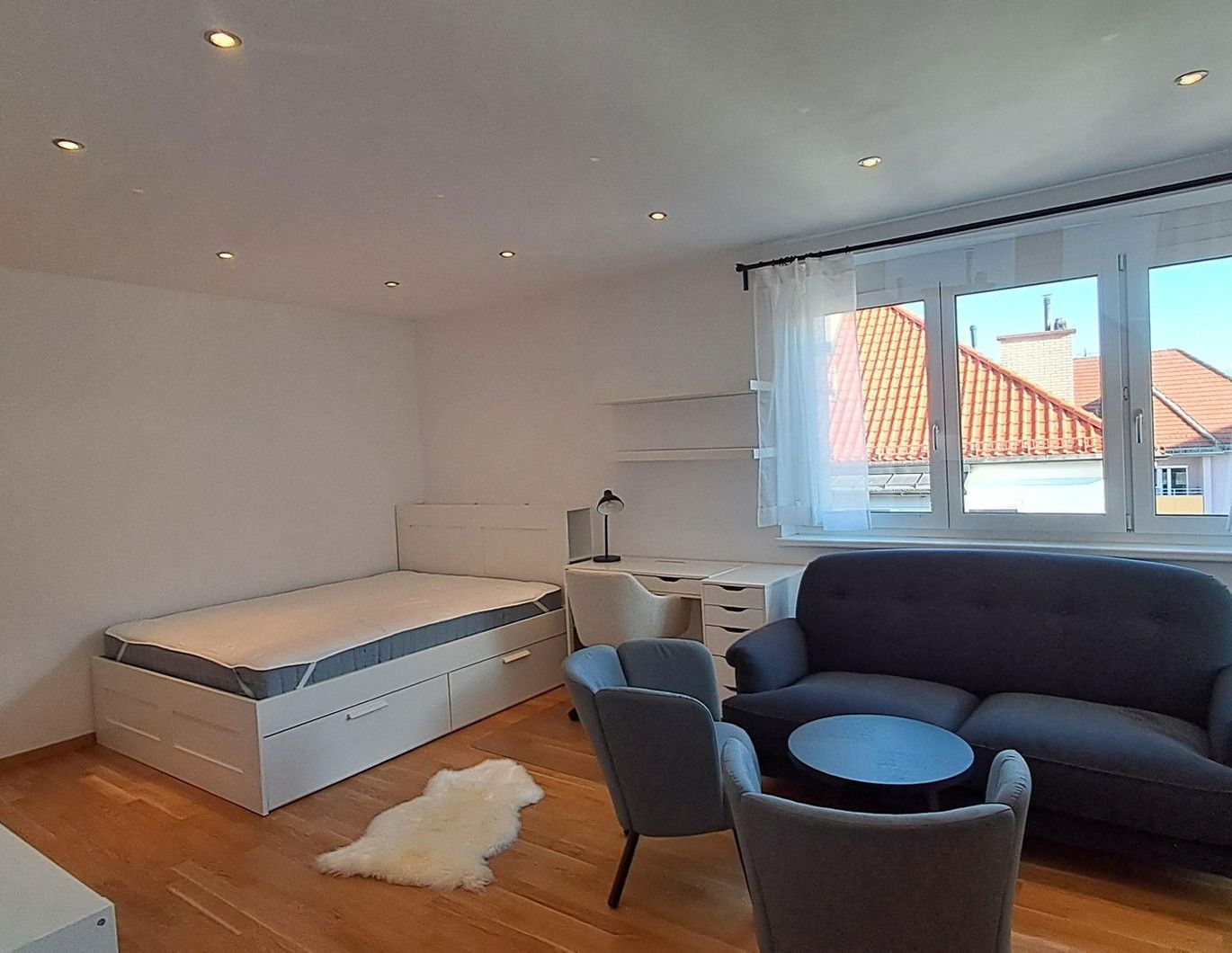 Renoviert, Teilmöbliert und Provisionsfrei: Zentrale Garconniere Sofortbezug