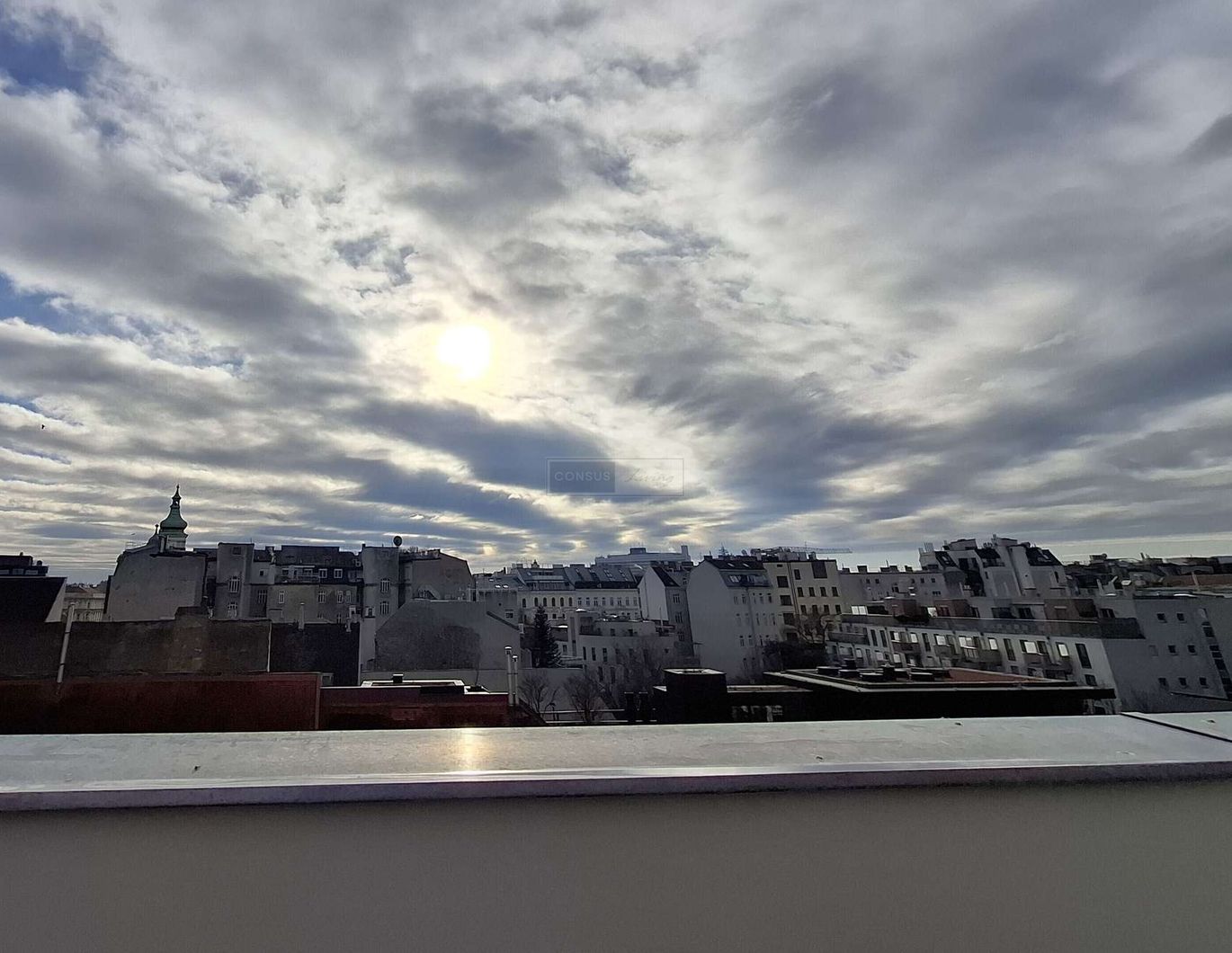 Erstbezug: Dachterrassen-Maisonette mit Fernblick beim Rochusmarkt !