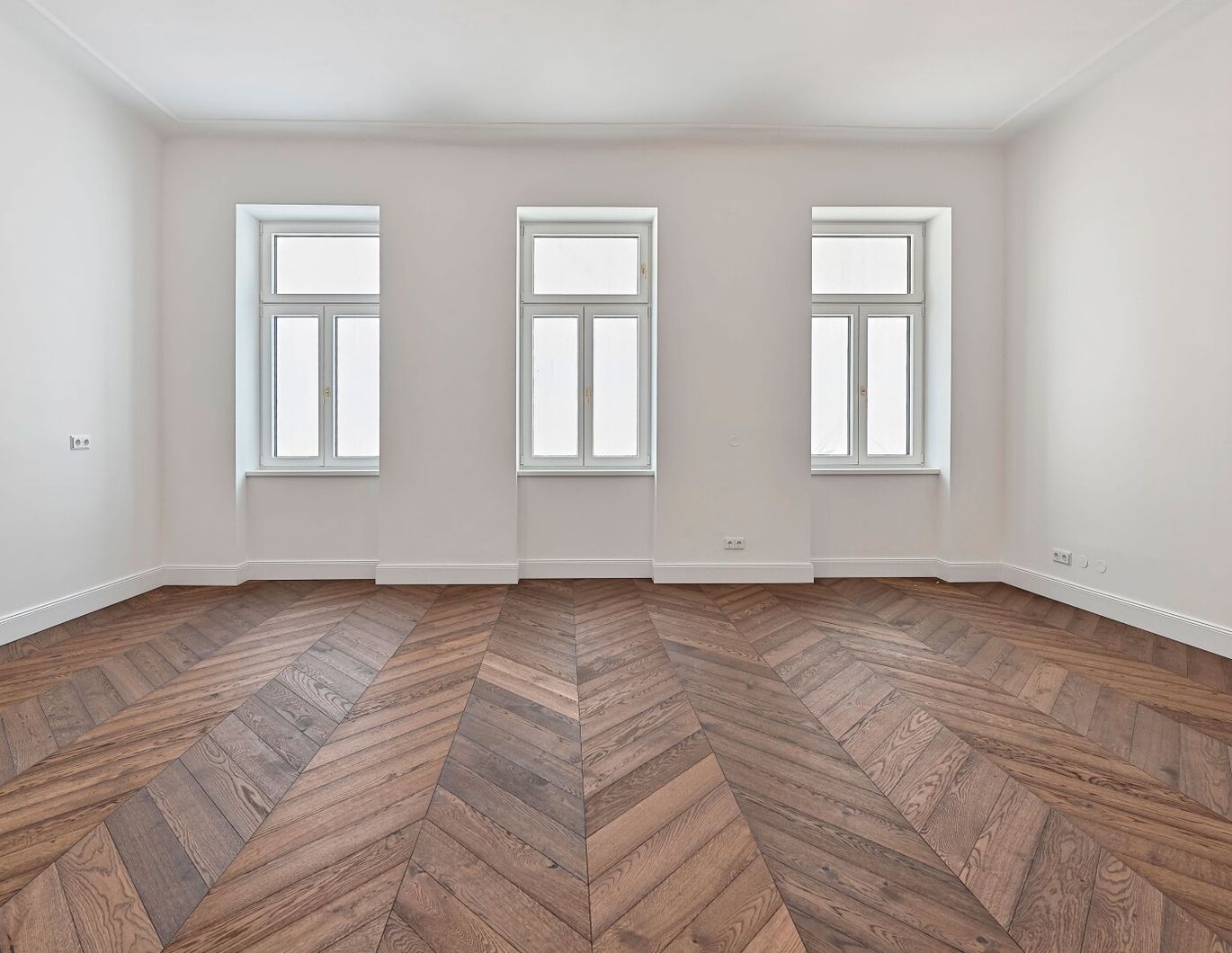 Exklusives Wohnen zwischen Donaukanal und Liechtensteinpark! Generalsanierter, südwestseitiger Drei-Zimmer-Erstbezug!