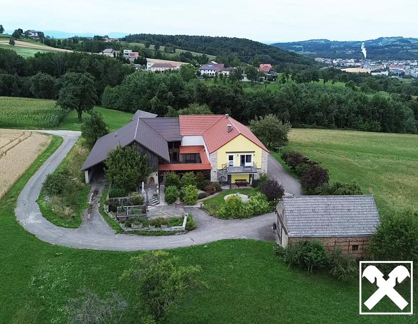Traumhaftes Bauernhaus in Alleinlage mit Blick auf den Sonntagberg - 13 Hektar Natur pur im Ybbstal