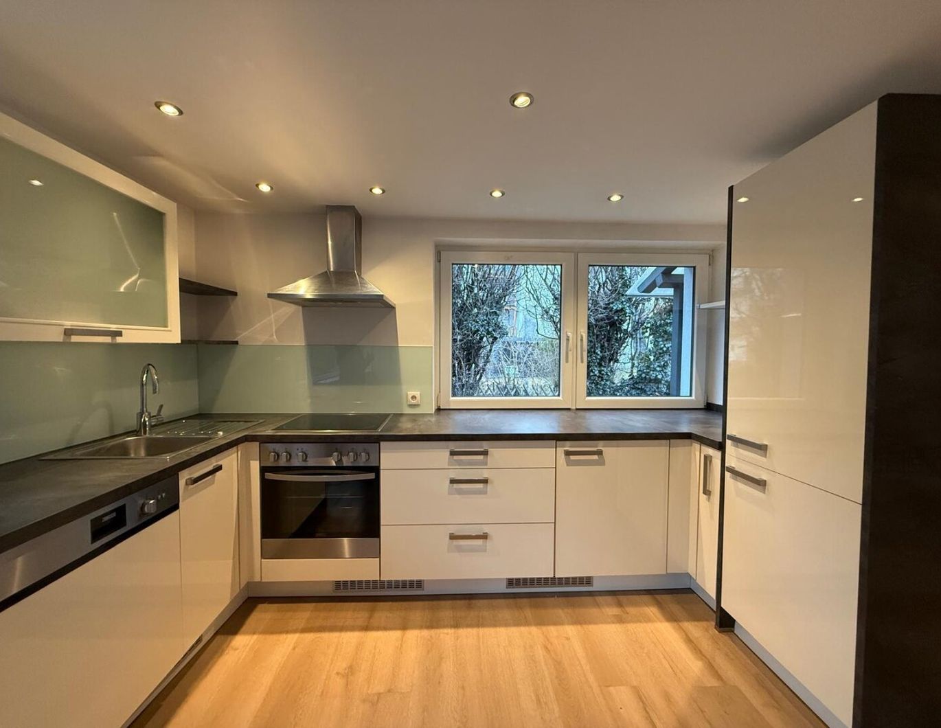 Traumhaft sonnige, ruhige 3-Zi.Garten-Wohnung in top Lage in Hall