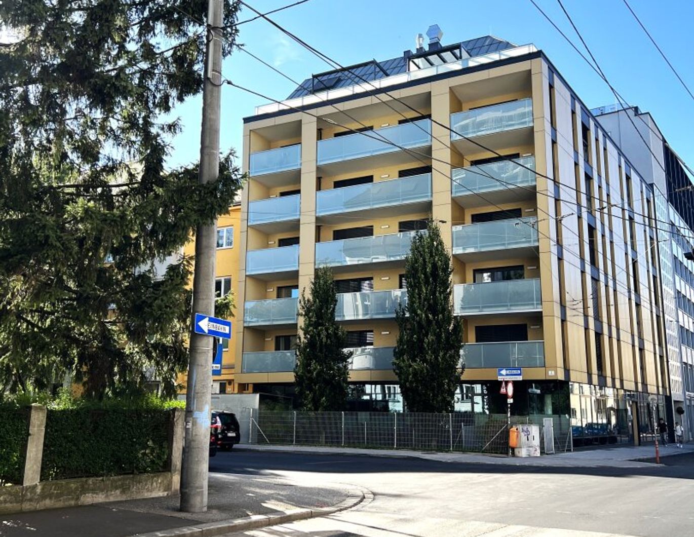 Volksgarten Musiktheater Bahnhof top Zweizimmerwohnung