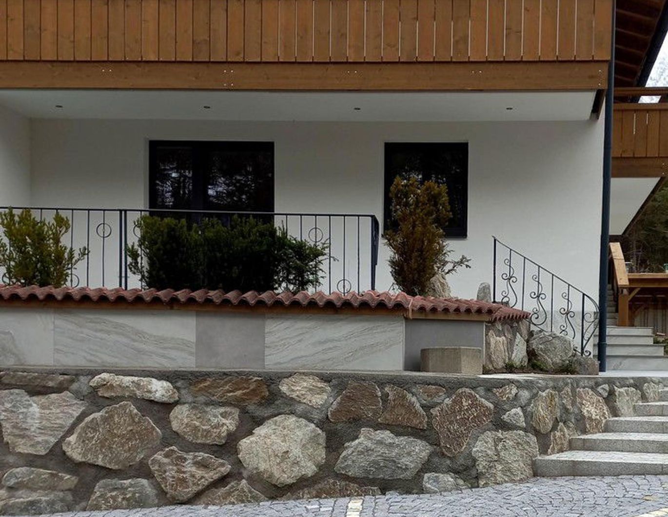 80 m2 Erdgeschoss-Neubauwohnung in Mieming