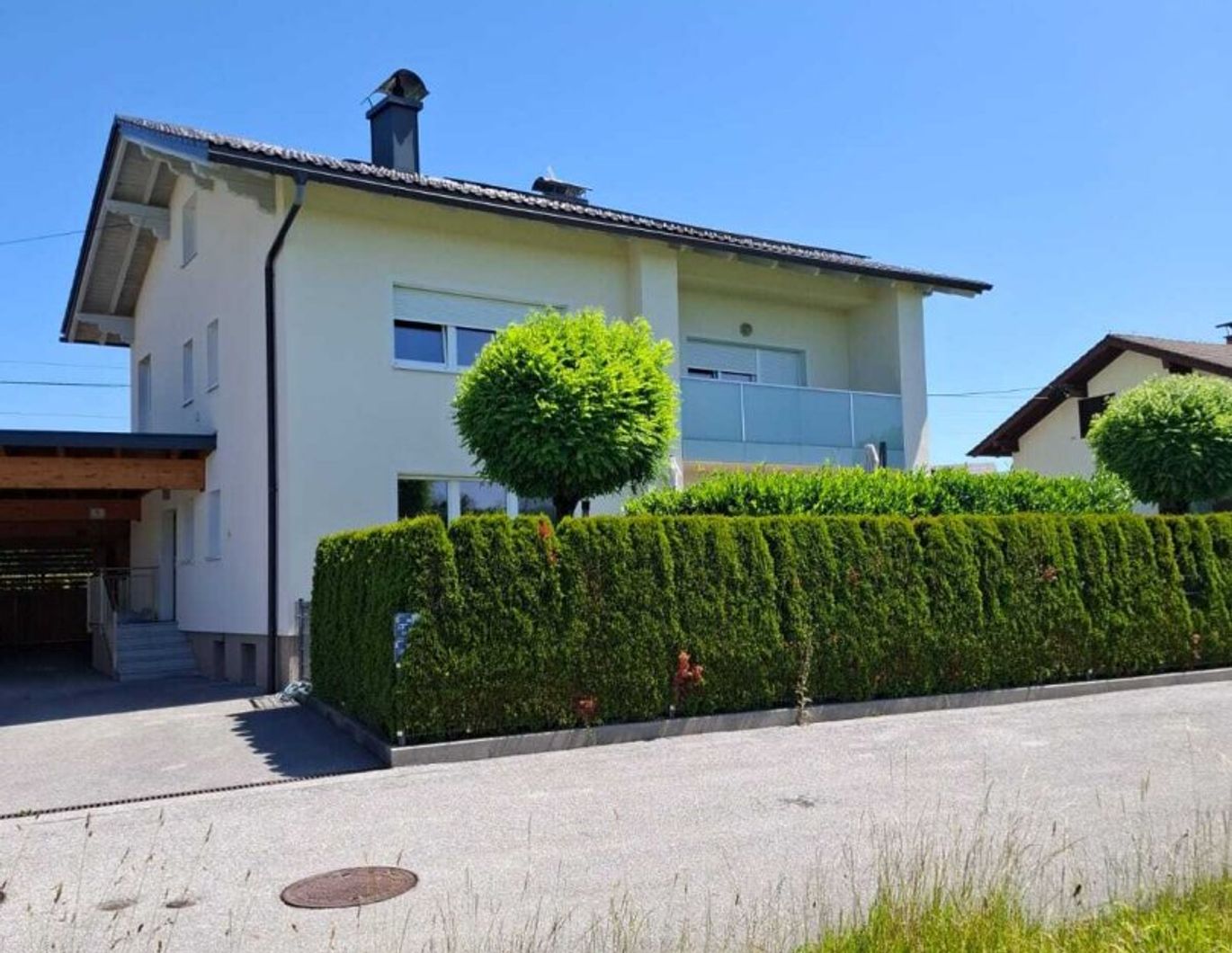 Schmuckes Zweifamilienhaus in Salzburg / Anthering!